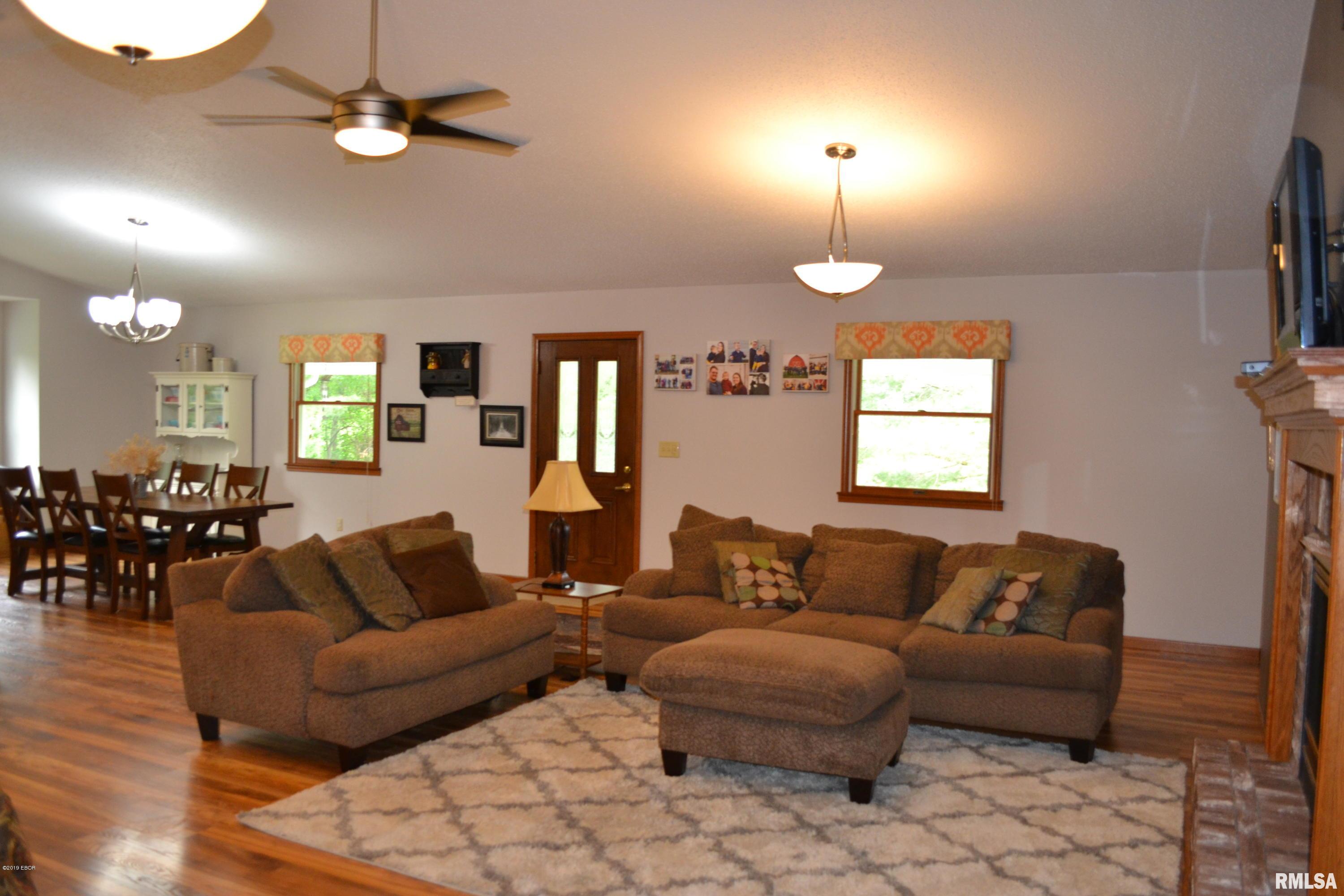 1625 Zion Hill Road Centralia, IL 62801 - Photo 15 of 31 Gallery Image 15