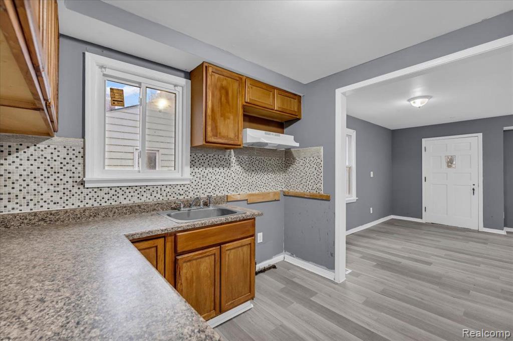 1367 Corona Street Inkster, MI 48141 - Photo 8 of 19