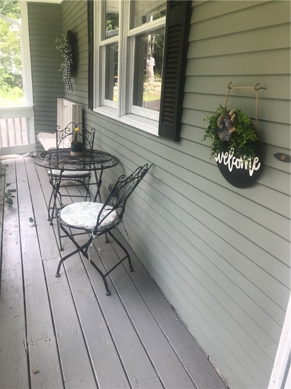 14 Wolf Hill Road Smithfield, RI 02917 - Photo 2 of 29