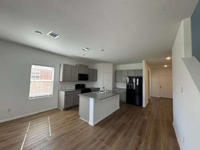 $2,299 | 227 Milliner Loop, Hutto, TX 78634