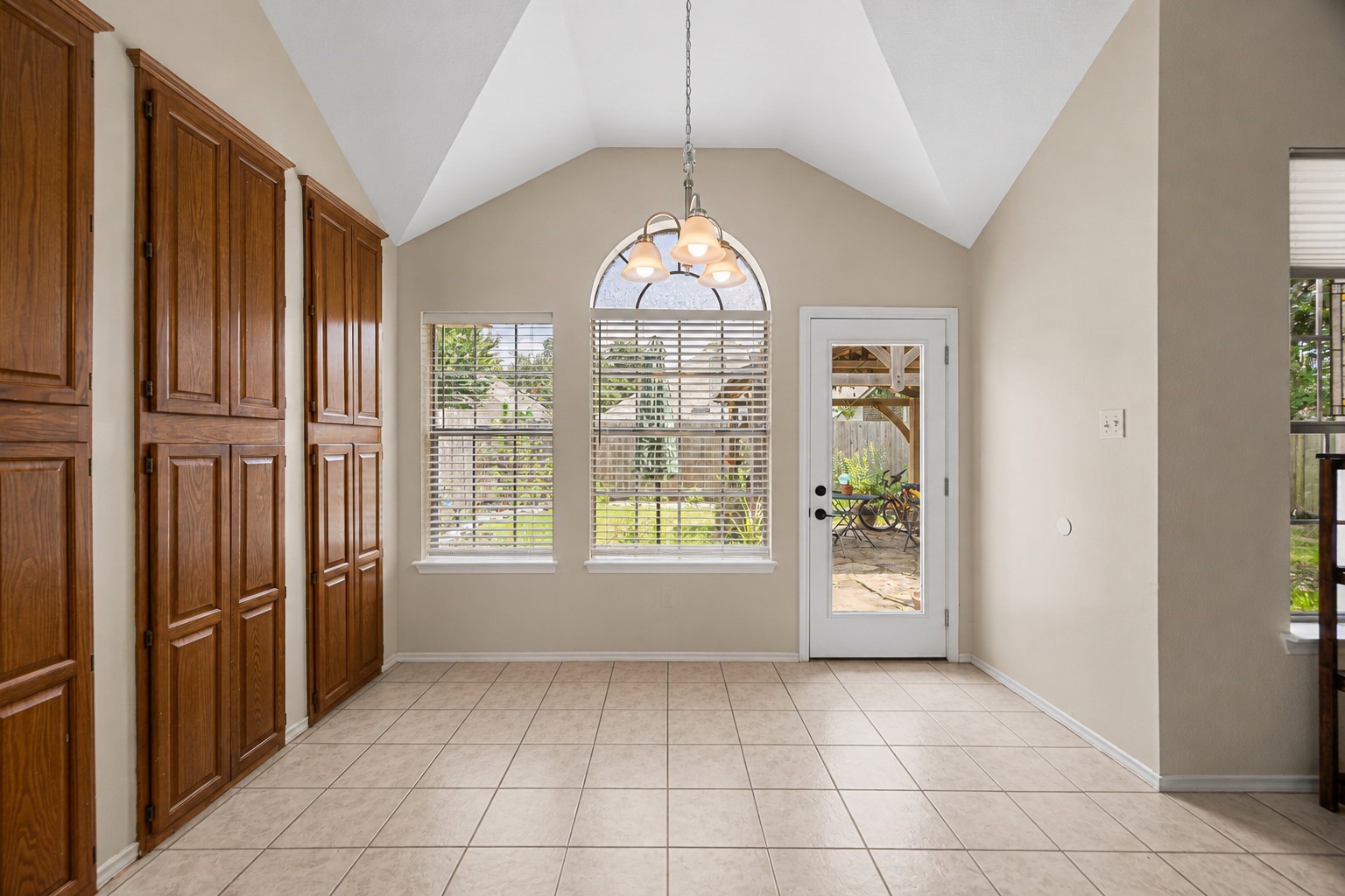 16906 Canyon Ridge Court Spring, TX 77379 - Photo 16 of 30 Gallery Image 16