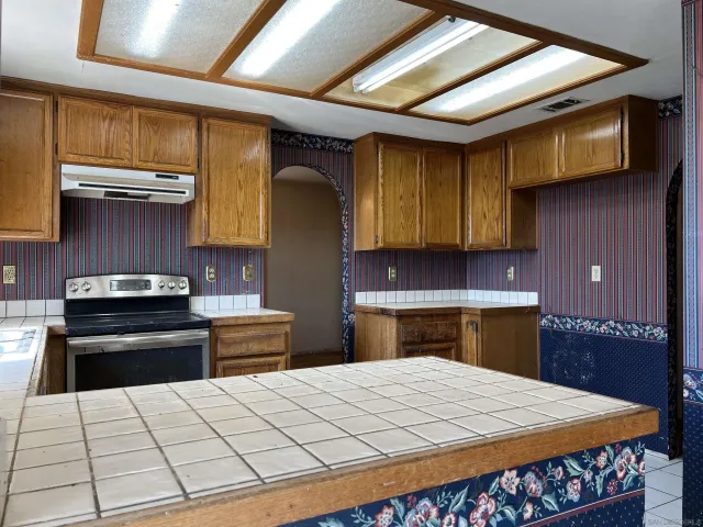 $569,000 | 16333 Oak Springs Drive, Ramona, CA 92065