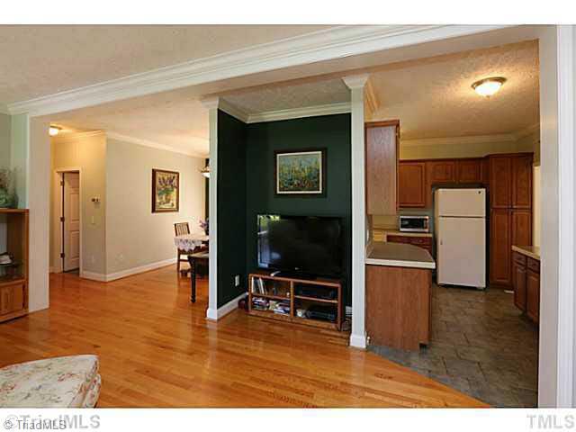 11098 Park Springs Road Ruffin, NC 27326 - Photo 12 of 16 Den/Family/Great Room.