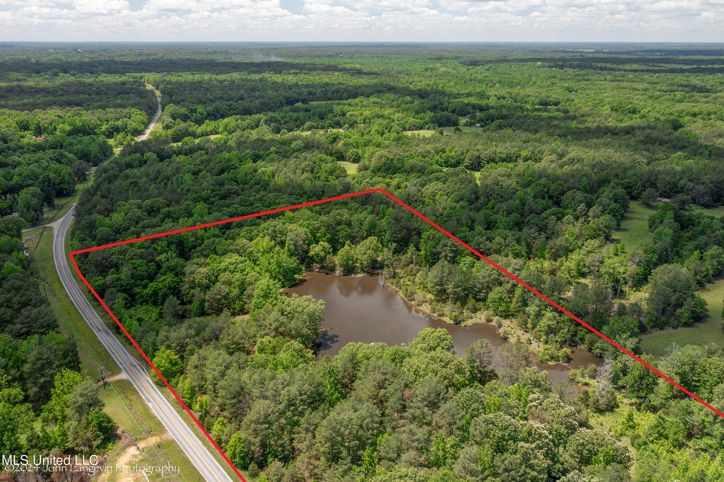 Wall Hill Road Byhalia, MS 38611 - Photo 11 of 12 928 Wall Hill Road-Drone-1-Lines