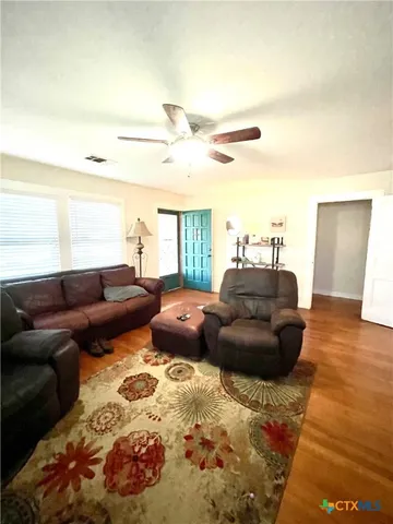 $154,000 | 109 East Heard Street, Ganado, TX 77962