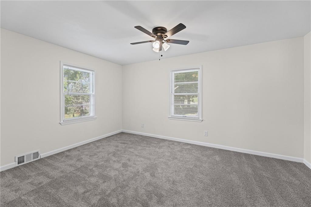 5808 Mackey Street Merriam, KS 66202 - Photo 20 of 32