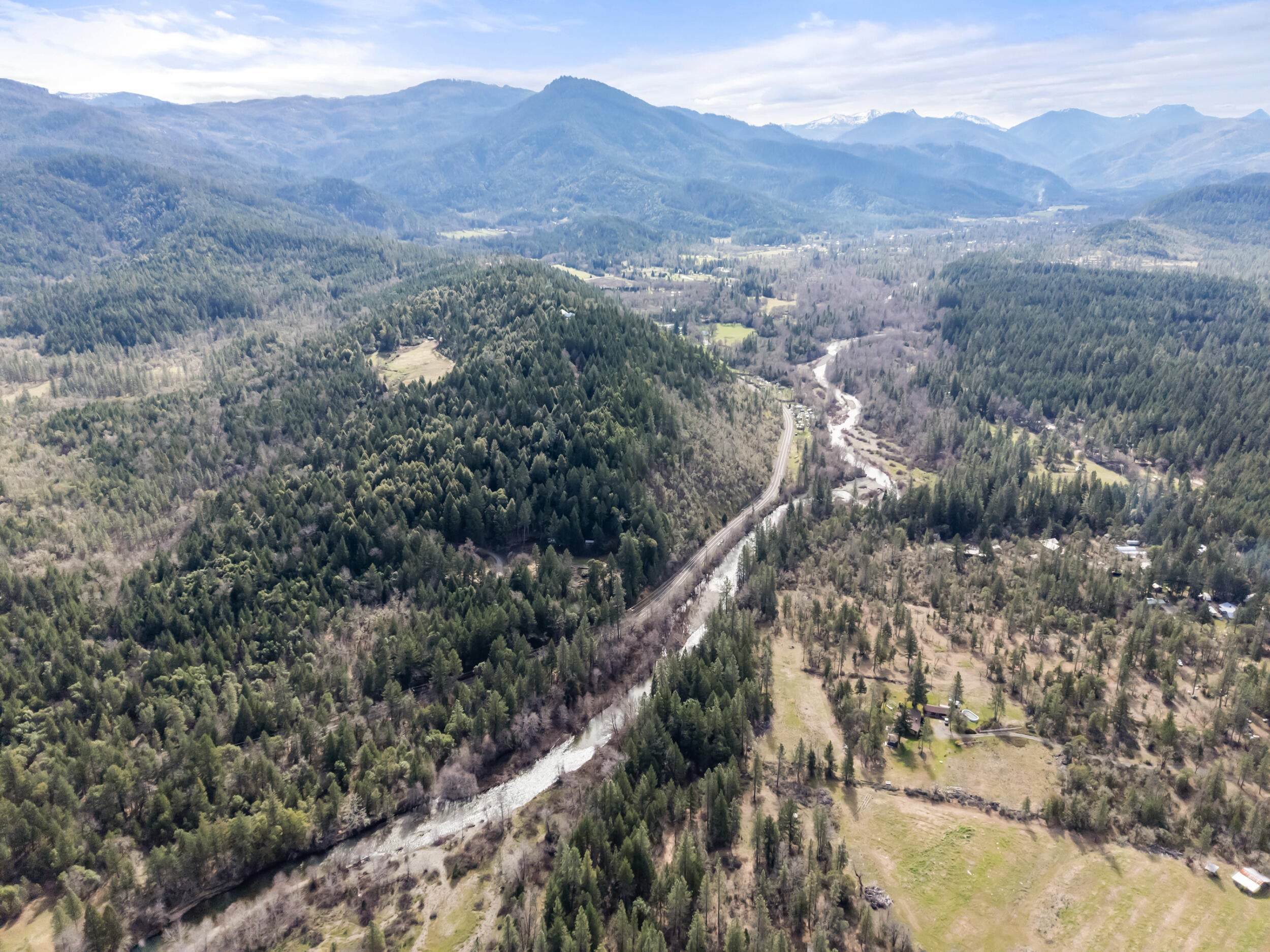 6223 Takilma Road Cave Junction, OR 97523 - Photo 21 of 25 Gallery Image 21