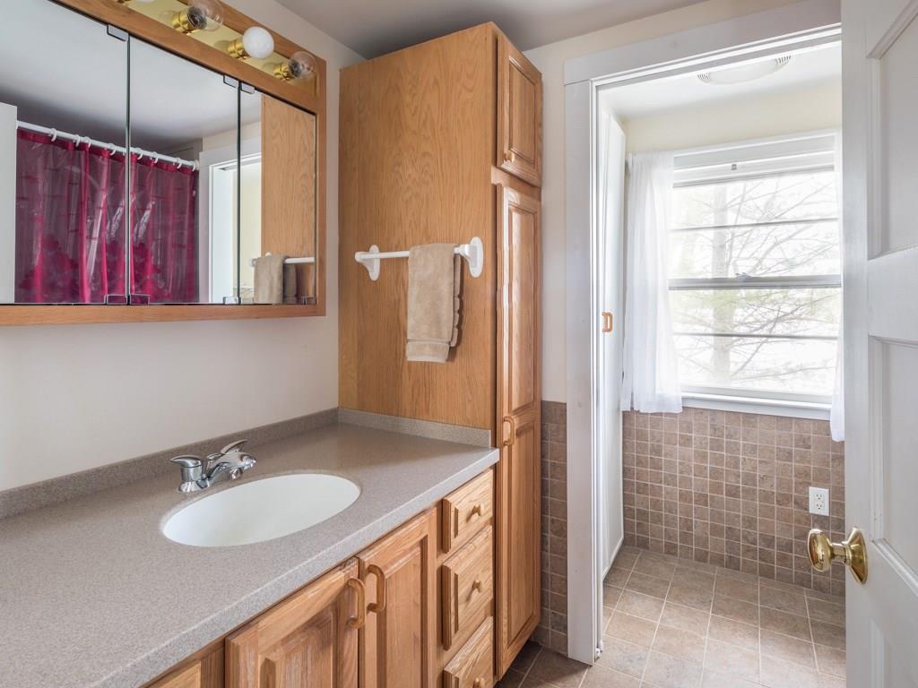 697 Gurnet Road Brunswick, ME 04011 - Photo 25 of 34 Level 2 bathroom.