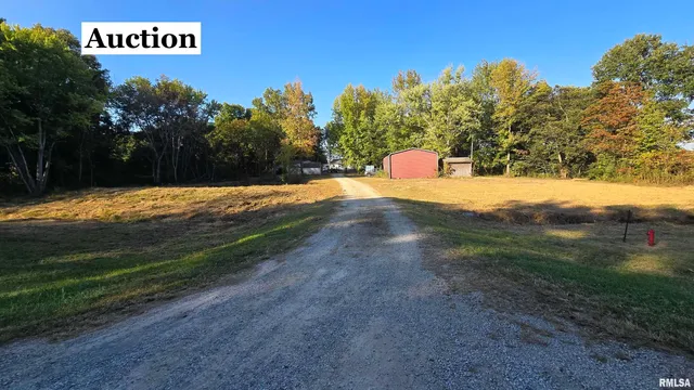 10365 Highway 146, Buncombe, IL 62912