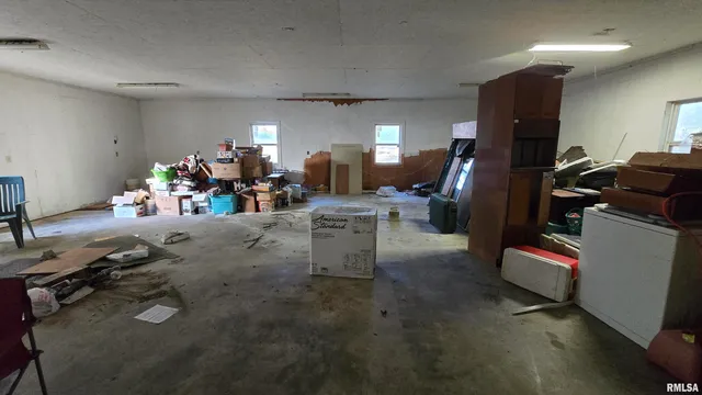 10365 Highway 146, Buncombe, IL 62912