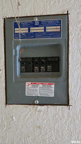 10365 Highway 146, Buncombe, IL 62912