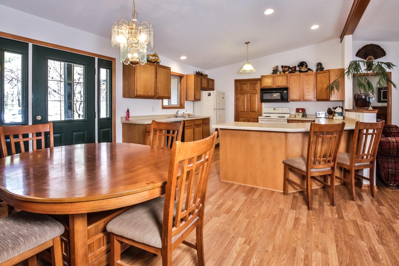 10240 Falcon Ridge Road, Unit 4 Minocqua, WI 54548 - Photo 3 of 29 Gallery Image 3