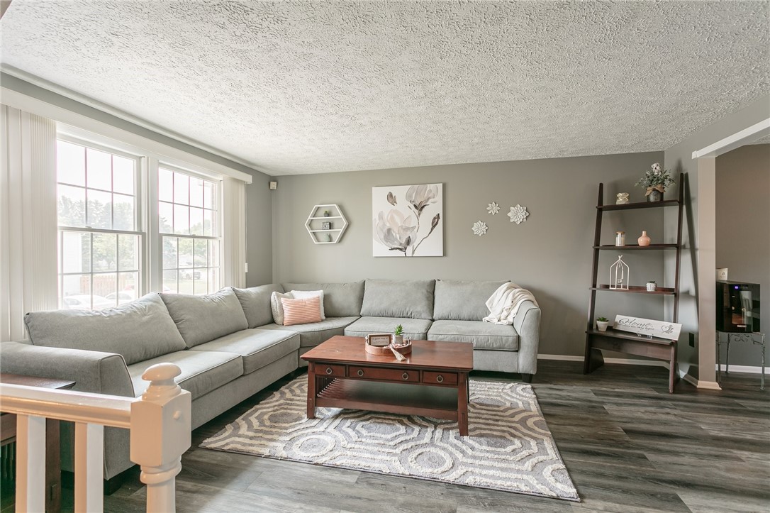 76 Jordache Lane Ogden, NY 14559 - Photo 4 of 28