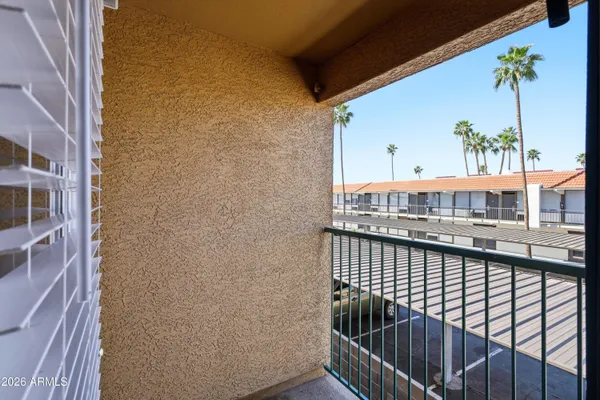 $325,000 | 225 West 1st Street, Unit 120, Mesa, AZ 85201