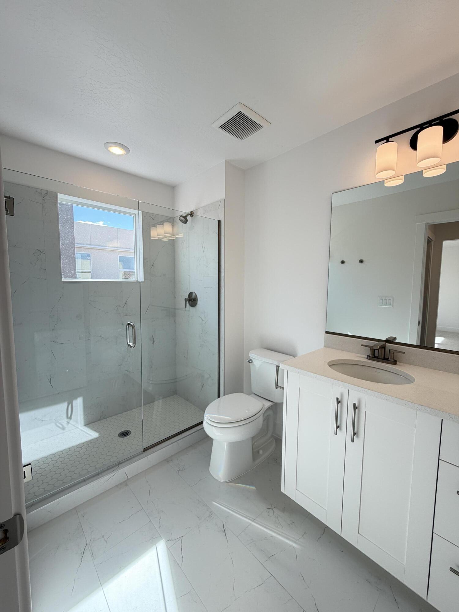 517 West Olive Lane St. George, UT 84790 - Photo 12 of 29 Primary Bathroom