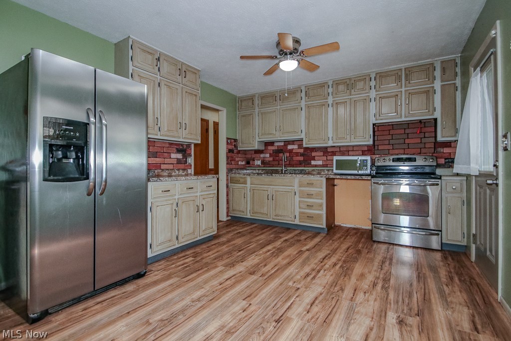 1754 Benjamin Road Madison, OH 44057 - Photo 8 of 34