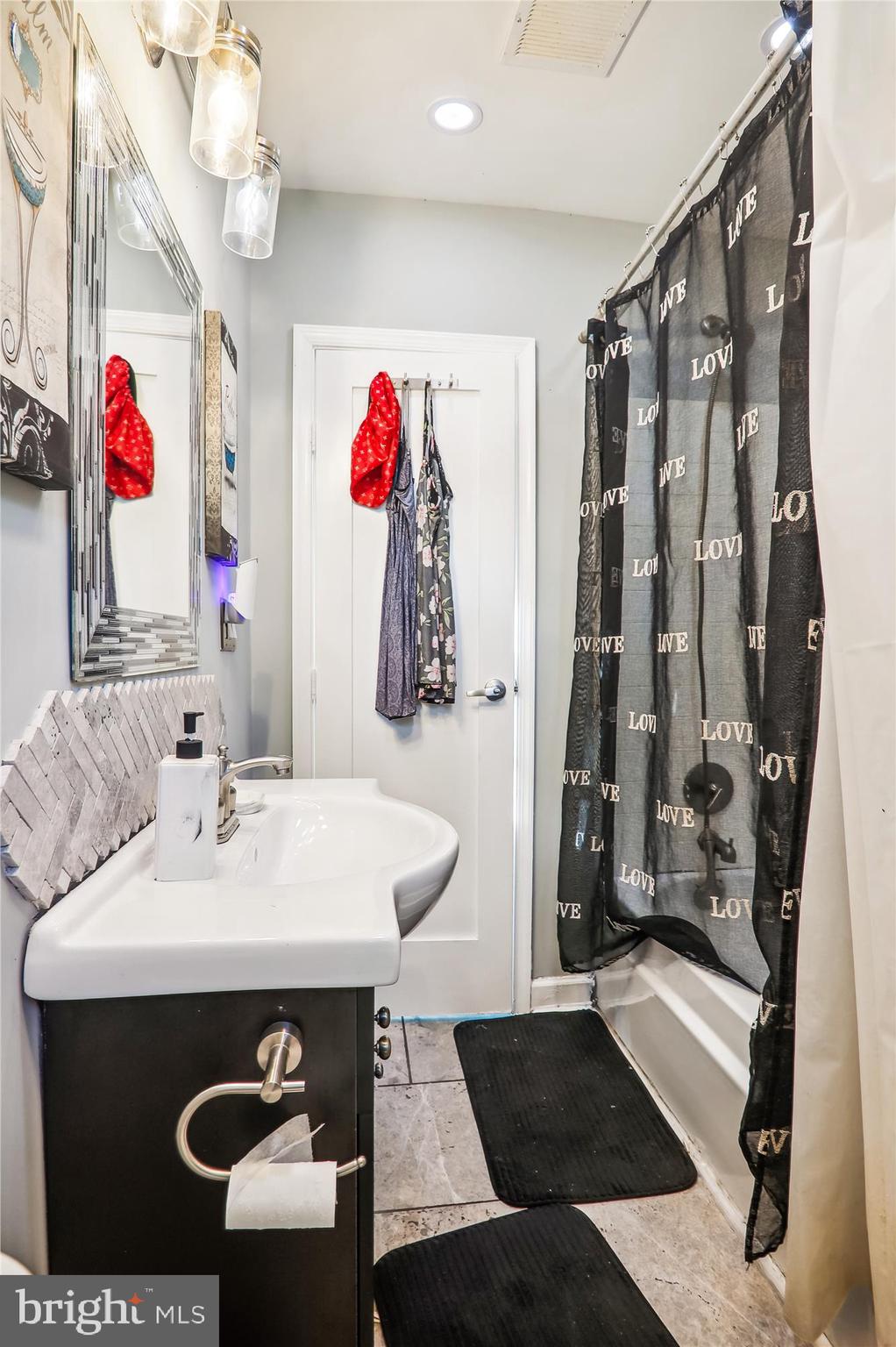 4400 Allies Road Morningside, MD 20746 - Photo 24 of 35