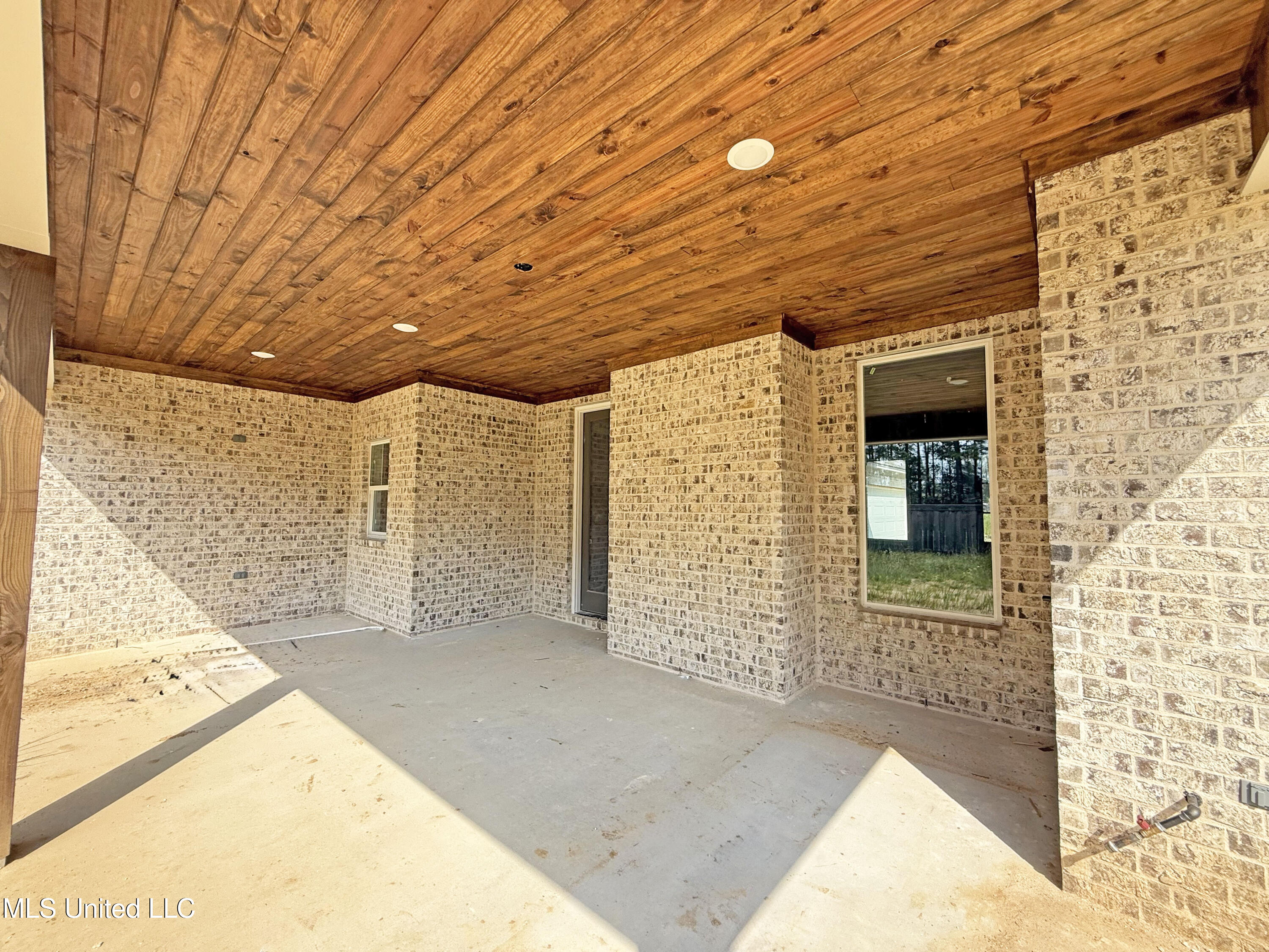 215 Wethersfield Drive Florence, MS 39073 - Photo 18 of 21 IMG_1330