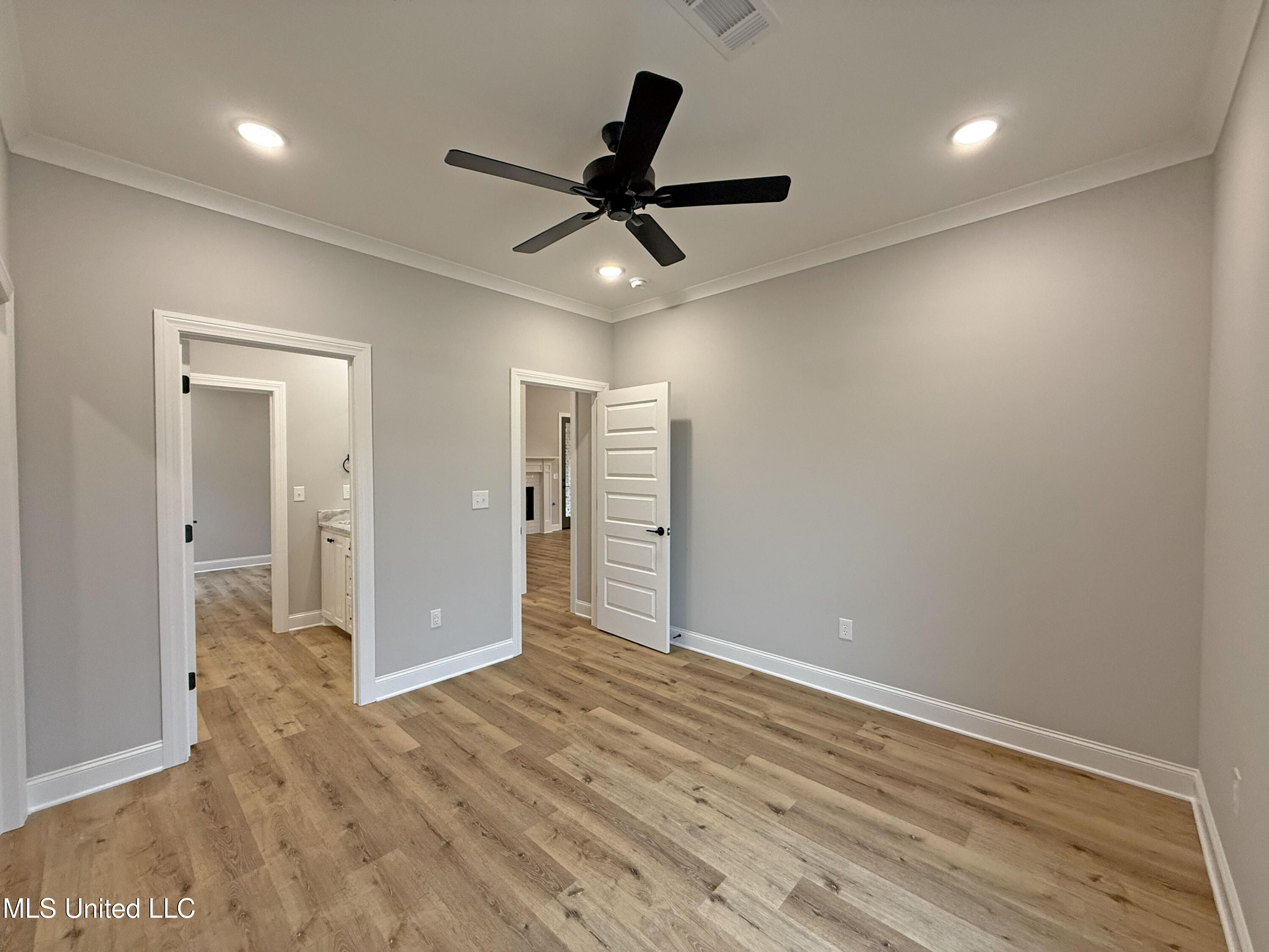 215 Wethersfield Drive Florence, MS 39073 - Photo 20 of 30 IMG_4547