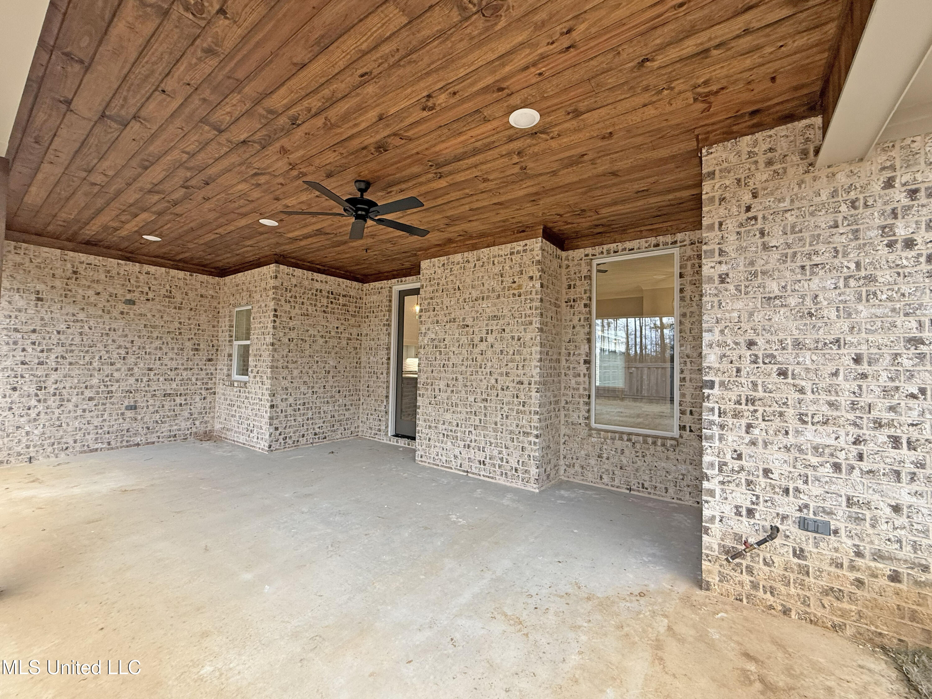 215 Wethersfield Drive Florence, MS 39073 - Photo 26 of 30 IMG_4553