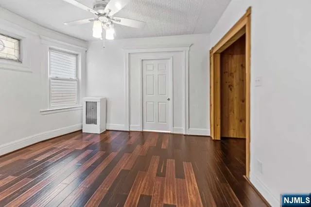 $575,000 | 176 North 16th Street, East Orange, NJ 07017