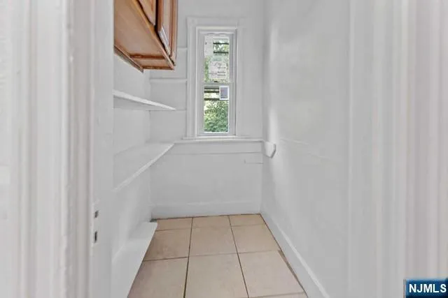 $575,000 | 176 North 16th Street, East Orange, NJ 07017