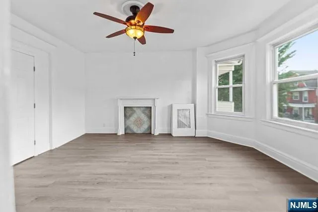 $575,000 | 176 North 16th Street, East Orange, NJ 07017