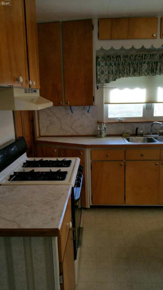 1795 West Barnes Road Fostoria, MI 48435 - Photo 6 of 12 21226491-5.JPG