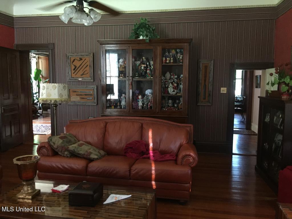 1016 Main Street Natchez, MS 39120 - Photo 13 of 32 2019000616_37