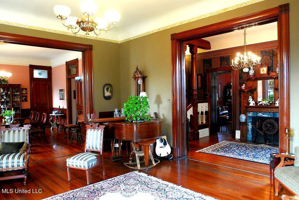 1016 Main Street Natchez, MS 39120 - Photo 4 of 32 2019000616_29