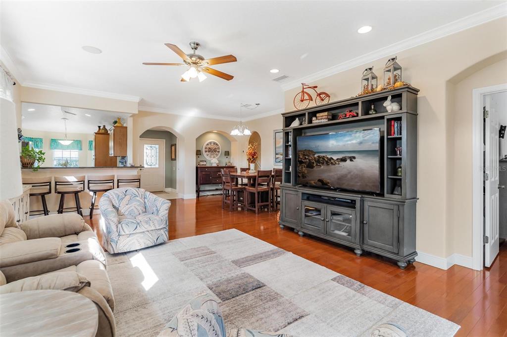 5486 Bounty Circle Tavares, FL 32778 - Photo 13 of 58