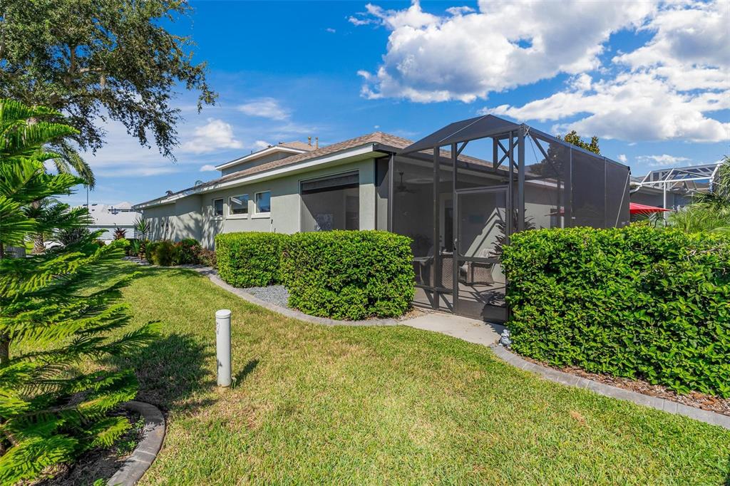 5486 Bounty Circle Tavares, FL 32778 - Photo 3 of 58