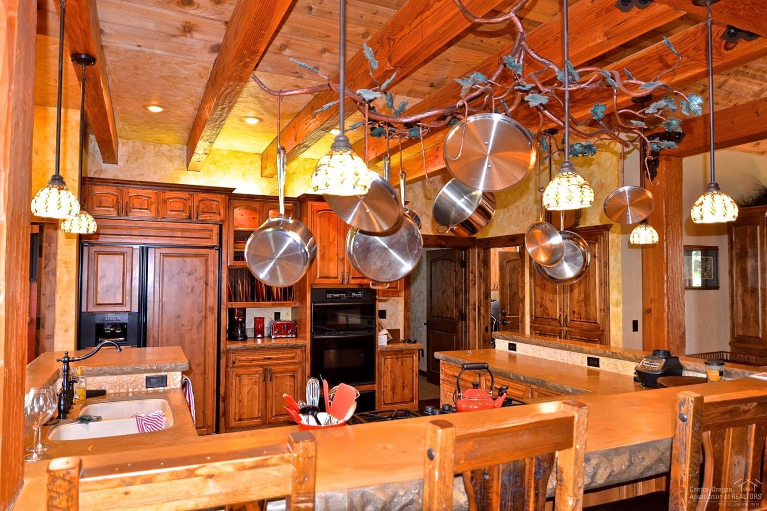 16480 Jordan Road Sisters, OR 97759 - Photo 16 of 25 Gallery Image 16