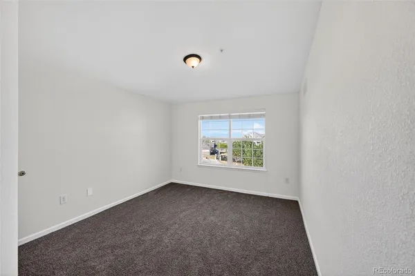 $325,000 | 5733 North Gibralter Way, Unit 3306, Aurora, CO 80019