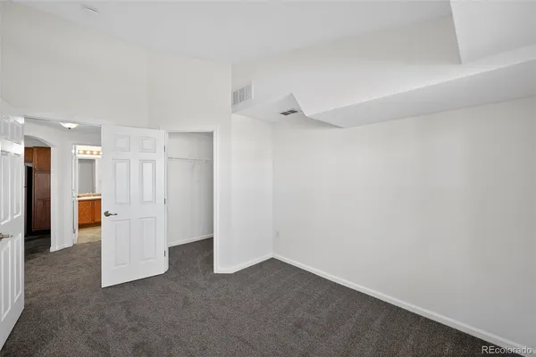 $325,000 | 5733 North Gibralter Way, Unit 3306, Aurora, CO 80019