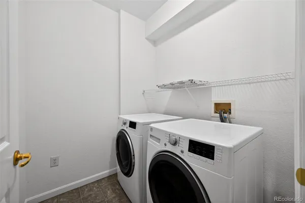 $325,000 | 5733 North Gibralter Way, Unit 3306, Aurora, CO 80019