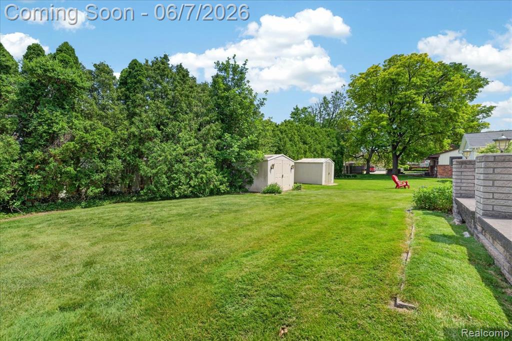 20257 Coachwood Road Riverview, MI 48193 - Photo 40 of 44