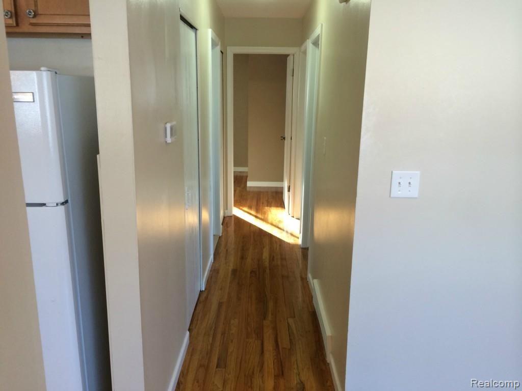 11248 Martin Road Warren, MI 48093 - Photo 7 of 20 I-Phone Pictures 1 712.jpg