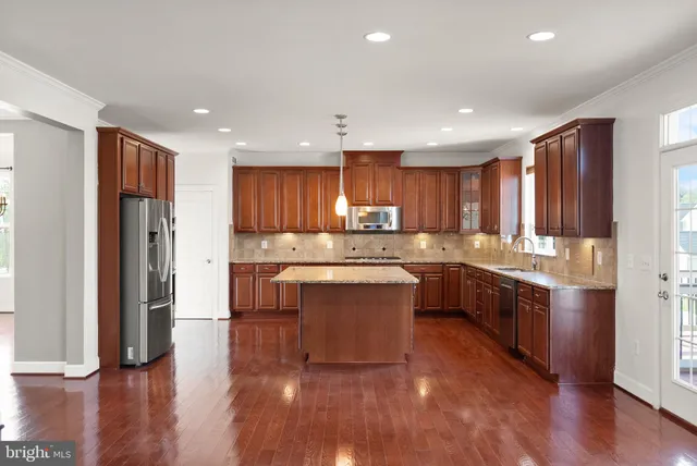 $4,200 | 5666 Spriggs Meadow Drive, Woodbridge, VA 22193