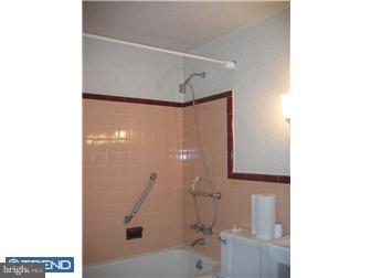 497 Wheatsheaf Road Springfield, PA 19064 - Photo 4 of 12 Bathroom