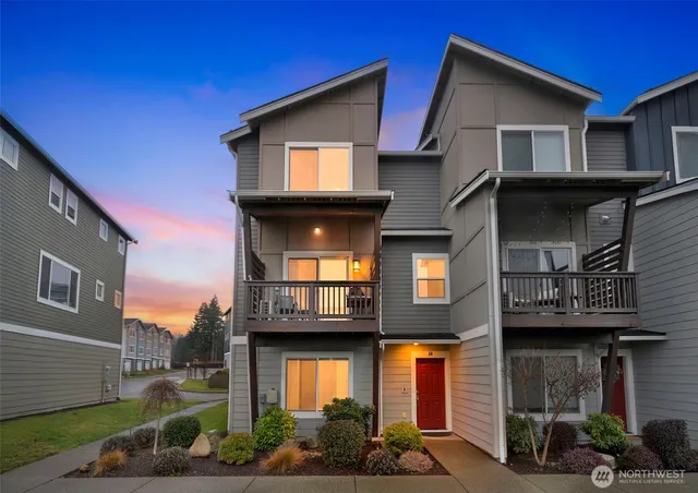 $499,950 | 17539 110th Avenue East, Unit H, Puyallup, WA 98374