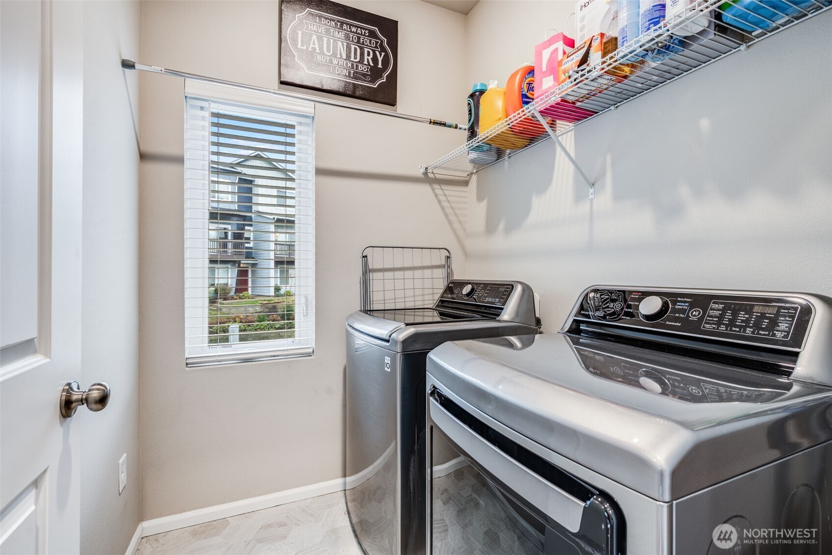 17539 110th Avenue East, Unit H Puyallup, WA 98374 - Photo 18 of 40 a utility room with dryer and washer