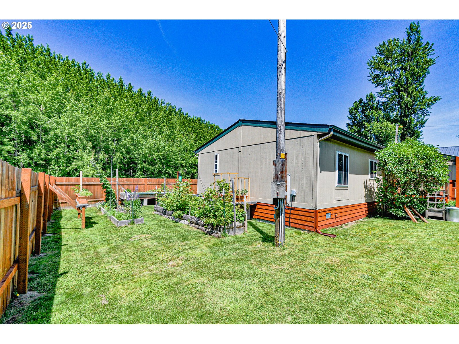 78135 Point Adams Road Clatskanie, OR 97016 - Photo 24 of 46 Yard