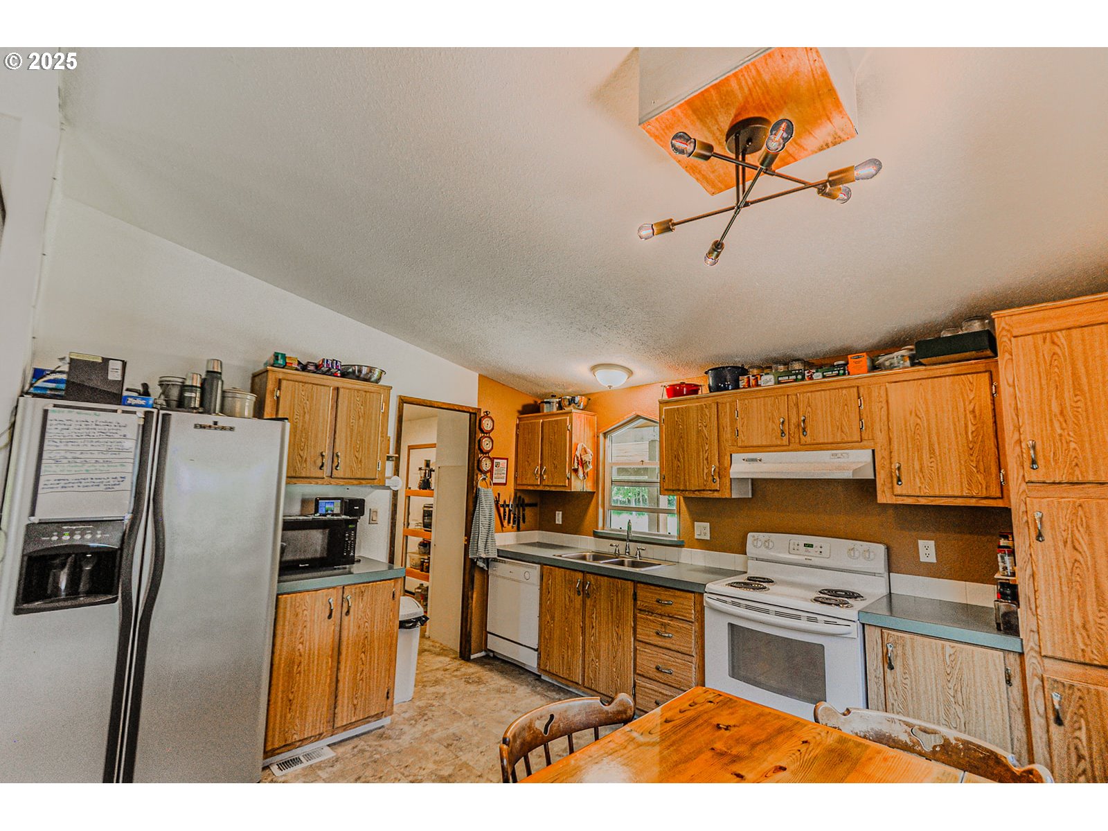 78135 Point Adams Road Clatskanie, OR 97016 - Photo 8 of 46 Kitchen
