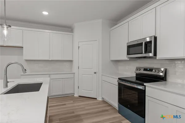 $332,000 | 7216 Caladium Drive, Temple, TX 76502