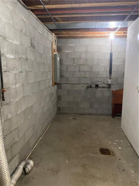 280 Old Lebanon Church Road Pittsburgh, PA 15236 - Photo 24 of 29 a bathroom with a shower