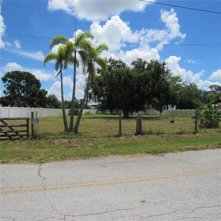 6725 Quonset Road Bradenton, FL 34203 - Photo 11 of 11 a view of a park