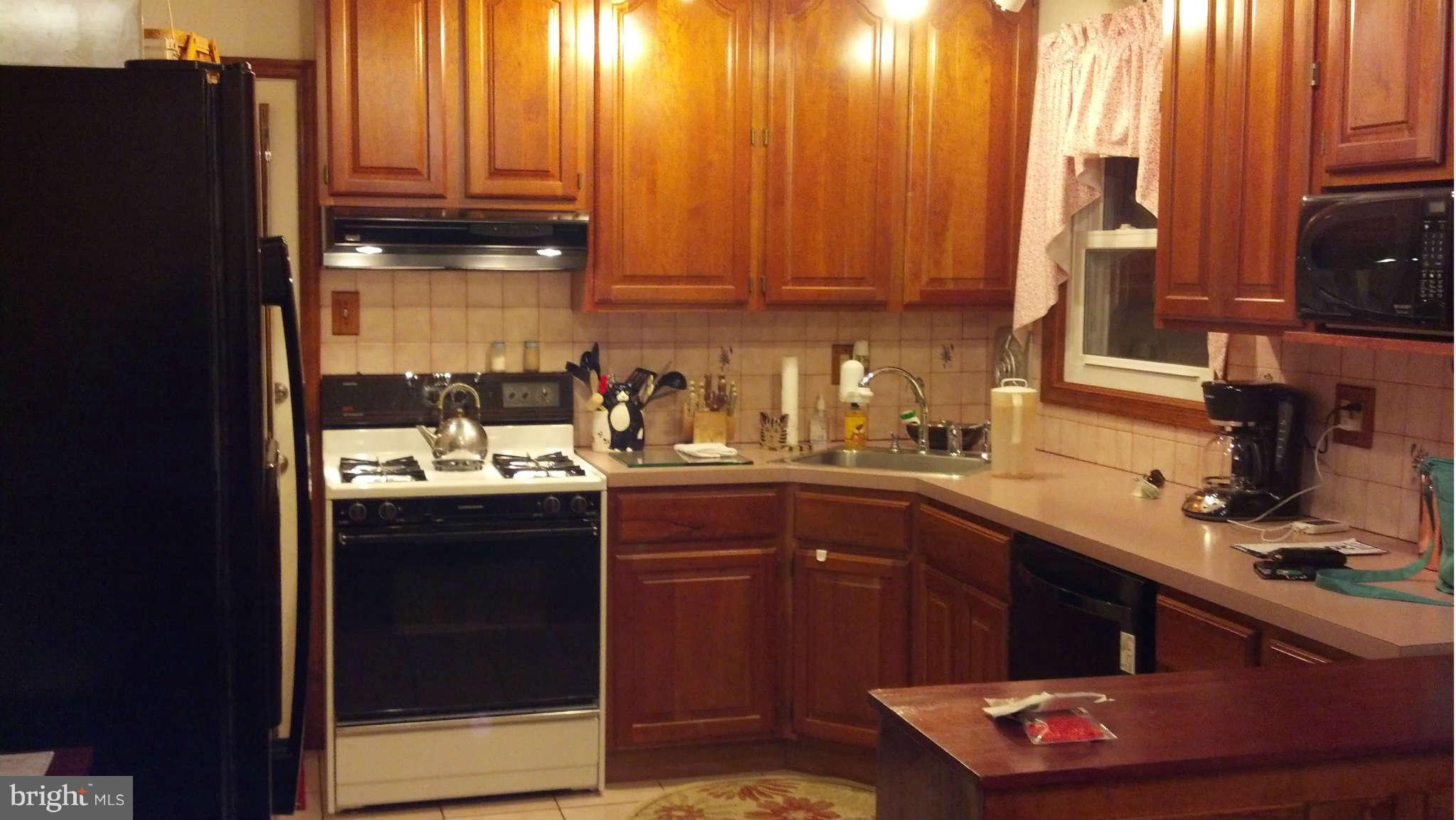 5407 Juliet Street Springfield, VA 22151 - Photo 4 of 27 Kitchen