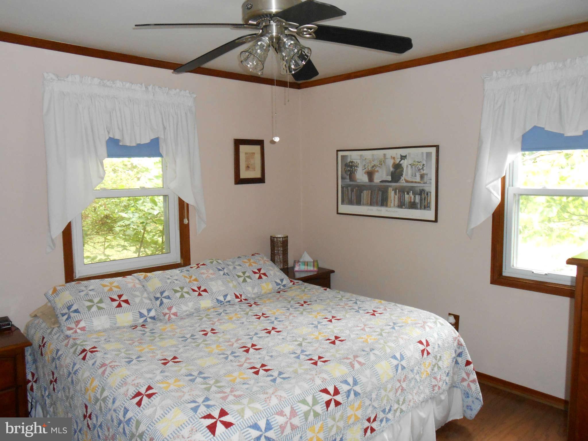 5407 Juliet Street Springfield, VA 22151 - Photo 8 of 27 Bedroom (Master)