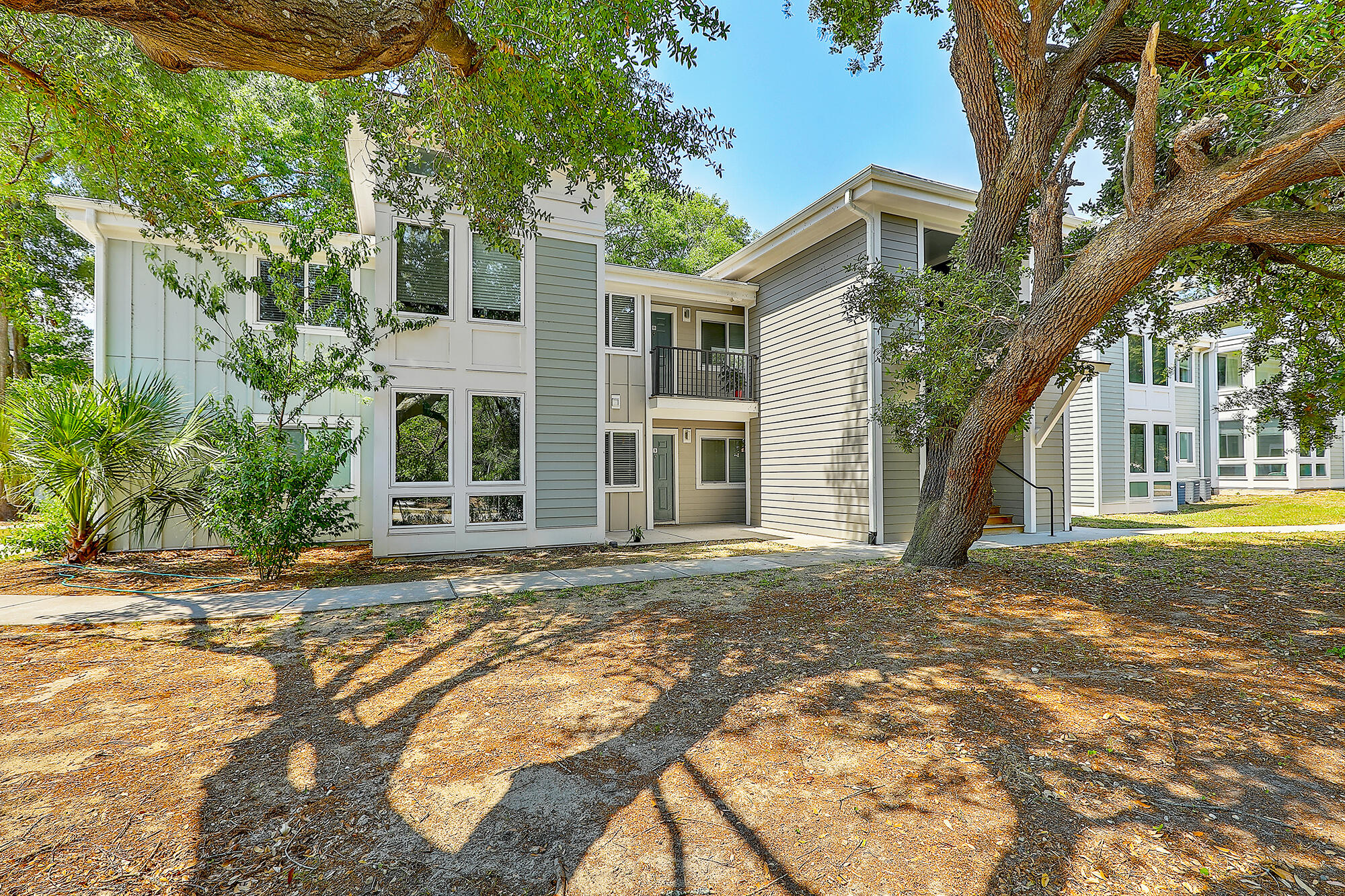 276 Alexandra Drive, Unit 12 Mount Pleasant, SC 29464 - Photo 1 of 26 1R3A3975_76_77_78_79_80_81